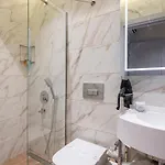 Hotel Pera Luna Premium