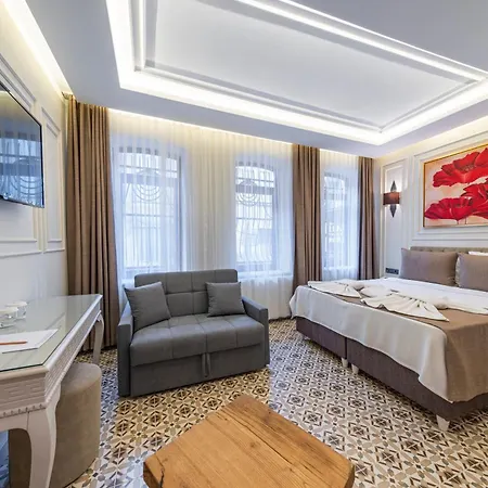 Pera Luna Premium Istanbul