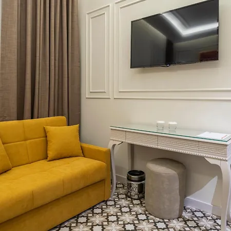 Hotel Pera Luna Premium