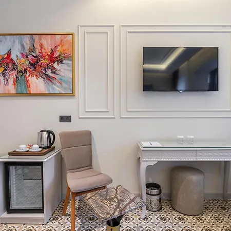 Pera Luna Premium Istanbul