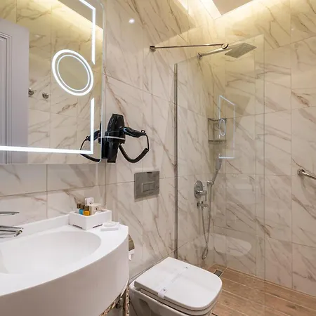 Pera Luna Premium İstanbul