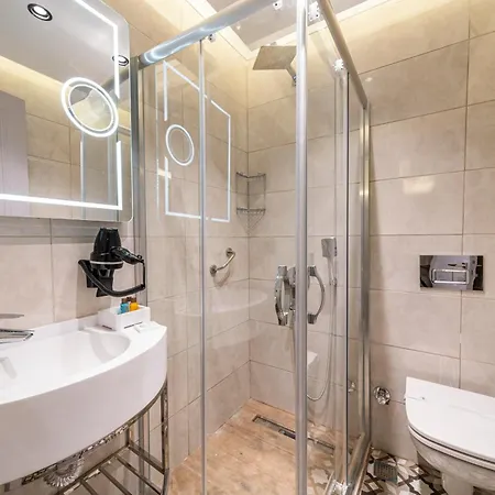 Pera Luna Premium Otel