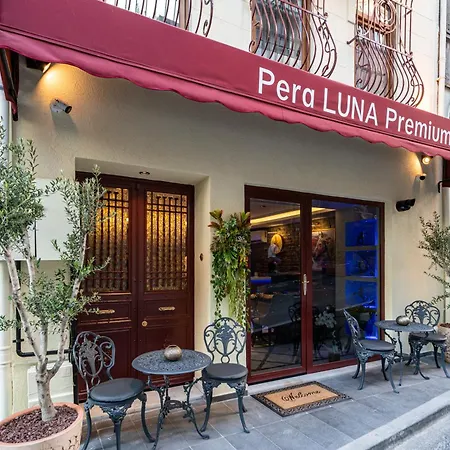 Pera Luna Premium Hotel *